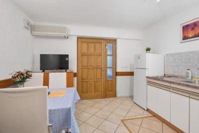 Adria-Haus, Pension-Appartements-Zimmer