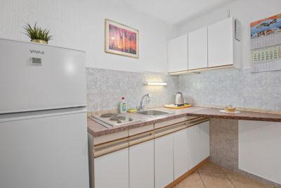 Adria-Haus, Pension-Appartements-Zimmer