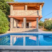 Villa BADI