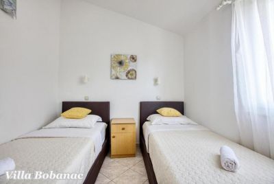 Appartements mit Swimmingpool Bobanac