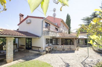 Country Club Bungalows mit Schwimming-pool